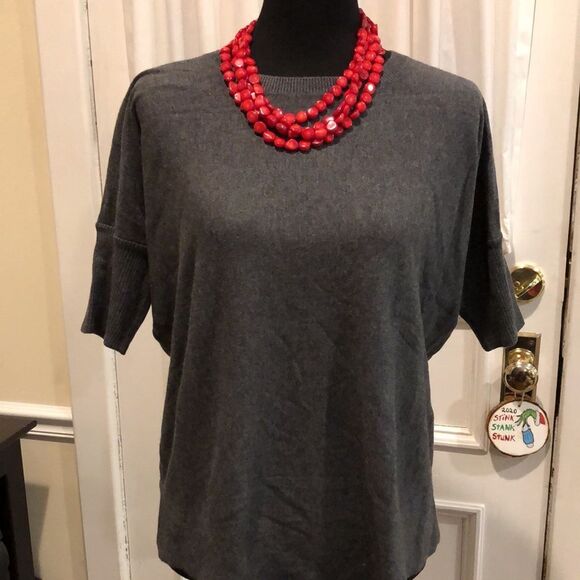 Women’s Charcoal Grey Flat Knit Ribbed Elbow Sleeve Sweater Sz Medium NWT - Picture 1 of 10